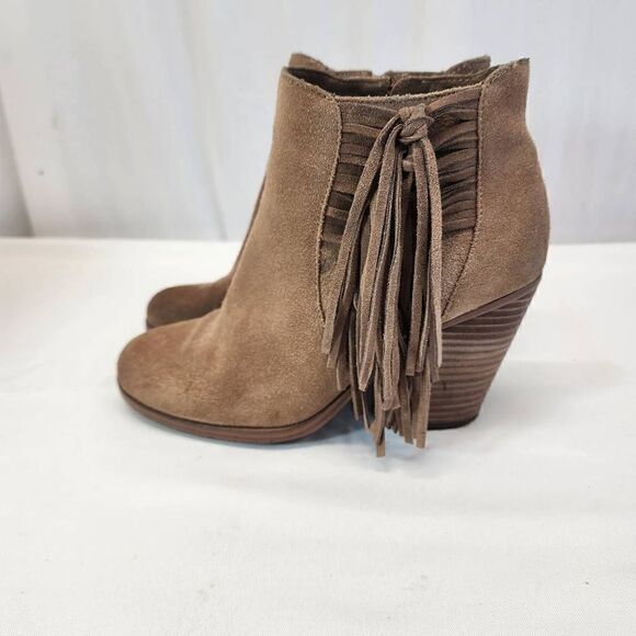 Vince Camuto Harlin Bootie in Wild Mushroom Tassles Size 7M - Picture 4 of 11